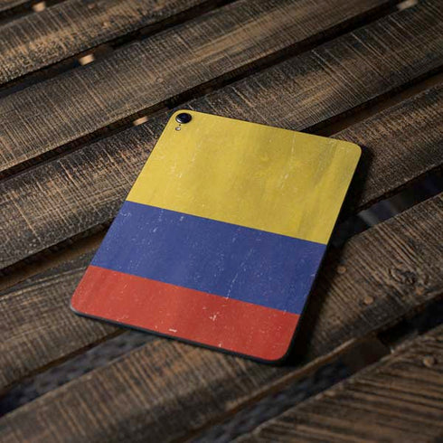 Colombia Flag Distressed Apple iPad Pro Skin